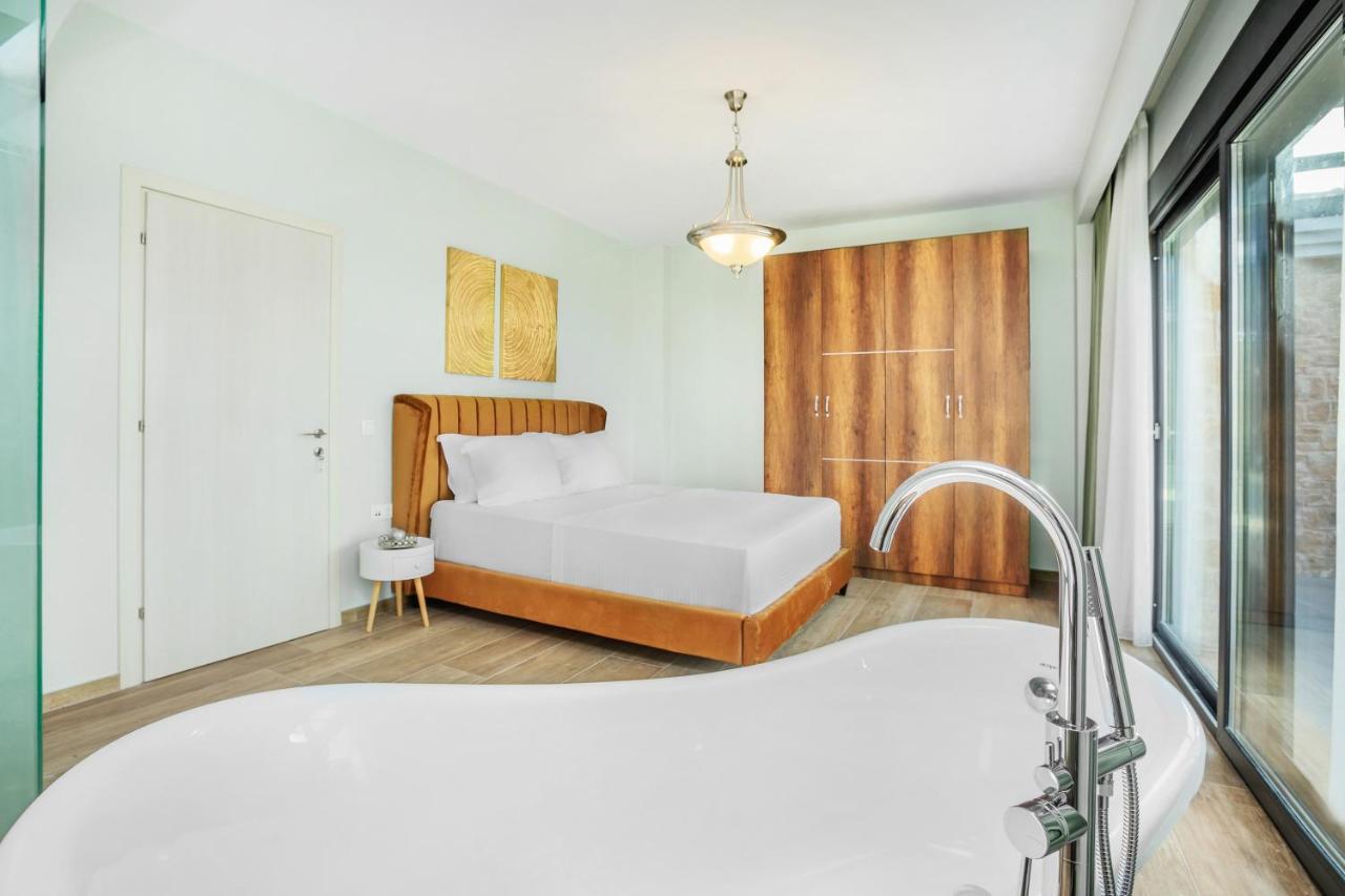 Epta Luxury Redefined * Agia Paraskevi (Kassandra)